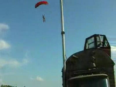  в доме закрытые двери