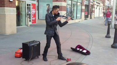 уличный скрипач