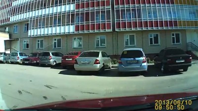 Помог инвалиду