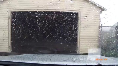Выехал из гаража за секунды до торнадо