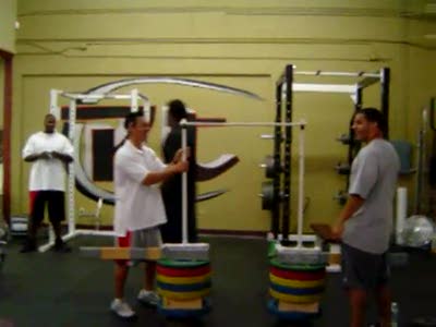 66-дюймовый прижок Адриана Вилсона