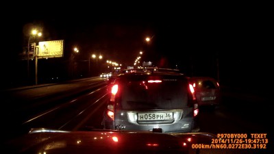 Откатился назад и начал предъвы делать...