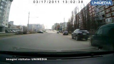 Началась весенняя уборка в городе