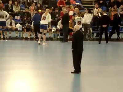 Освистали представителя Путина