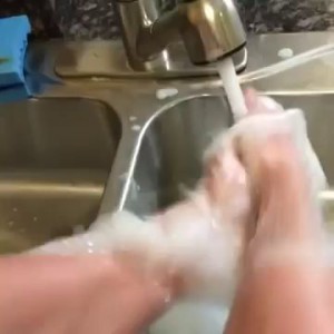 Нигер помылся