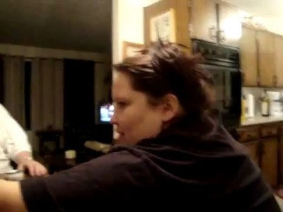 Мужик плачет как ребенок