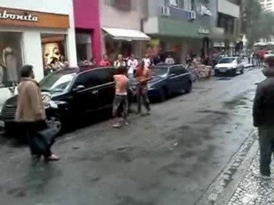 Драка бомжей