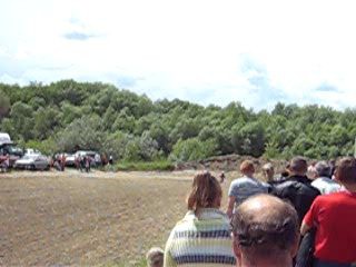 Юные мотогонщики