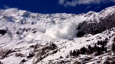 Как ползет лавина