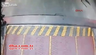 Автомобиль упал с парома