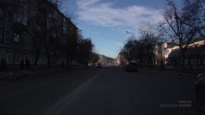 Пиво в лобовое стекло ...