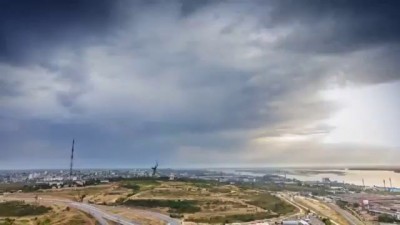 Кто к нам с мечём придёт - тот, от этого же меча и умрёт..