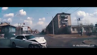 Just ordinary day of dashcam in Russia