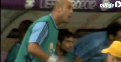 Feo gesto de Coentrao a Pepe Reina