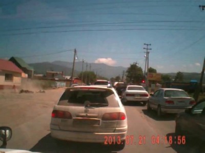 Мотоциклист и коварный ж\д переезд