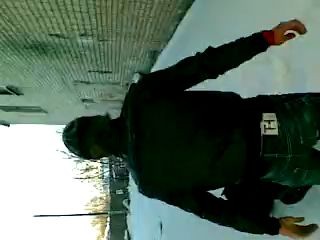 Побил школьника