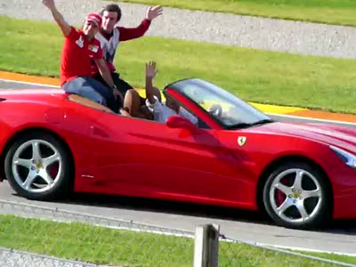 FERNANDO ALONSO PRESENTACIÓN EN LAS FINALES MUNDIALES DE FERRARI