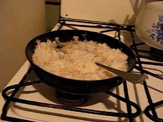 Танцующая сковорода