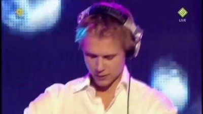 Armin van Buuren - In And Out Of Love (Live @ Buma Harpen Gala 2009)