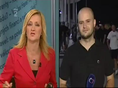 Фаны стебутся над корреспондентом