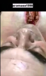 Разрезик на груди ....