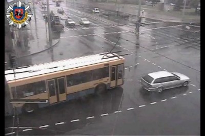 автобус сбил пещехода в литве.