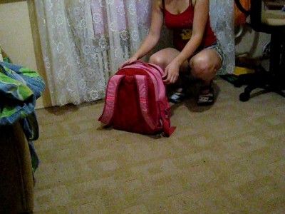 Коте атакует