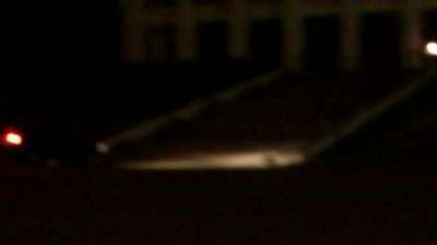 Автомобиль вскарабкался на лестницу у Белого Дома г. Владимир