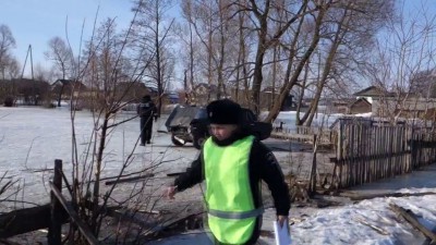 Уроды малолетние угнали машину и сбили ребенка