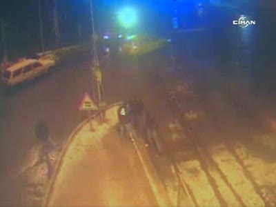 Грузовик наехал на парней