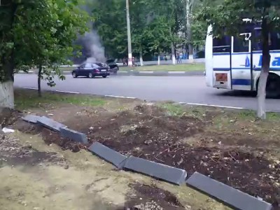 Машина горит(г.Балаково)