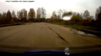 Внезапно трактор в лоб