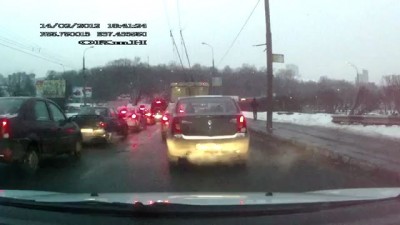 Автомобили и троллейбусная система питания .