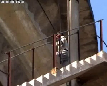 Прыгнул с водонапорной башни