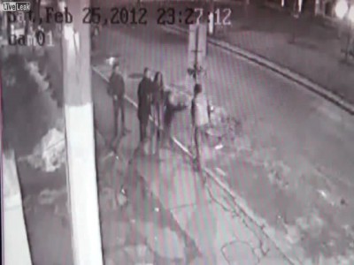 Пьяное быдло vs дорожный знак