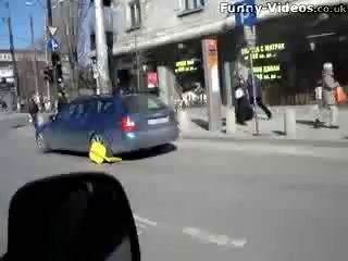 how to beat a wheel clamp !!