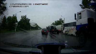 фура и легковушка