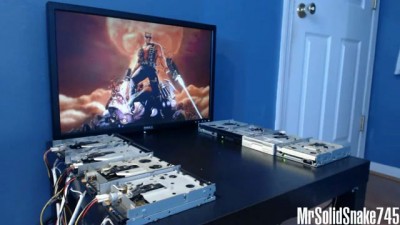 Duke Nukem Theme on eight floppy drives