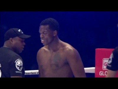 Тайрон Спонг нокаутировал Реми Боньяски