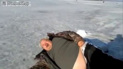 Нормально всё? Намальна Клюёт хоть у тебя? Ага