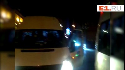 Водители маршрутки подрались после гонки