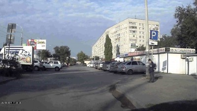 Прикрыл машиной
