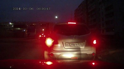Решил объехать всех по встречке и сбил пешехода