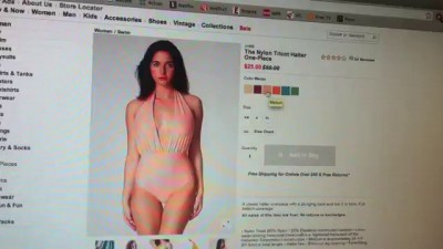 Website model involuntarily pumps up the jam