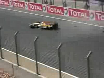 R28 crash