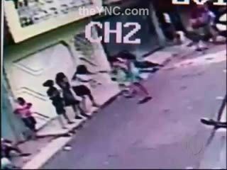 Перепутали педали