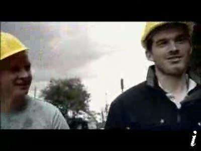 Вот так реклама рабочей одежды