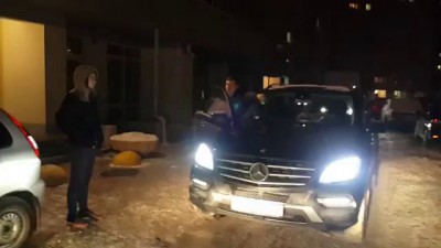Тюменское быдло во дворе
