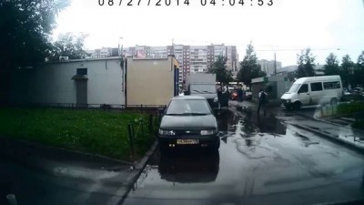 В газелях двери не закрываются...