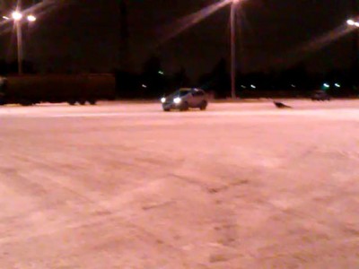 Ночью на одной из парковок СПБ